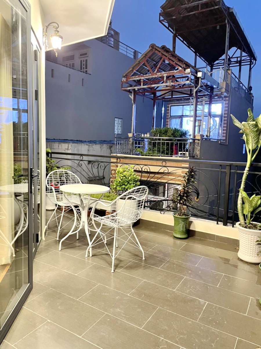 Nhà đẹp (full nội thất) 3 tầng, hẻm ôtô đường Nguyễn Duy Phường 9 Quận 8