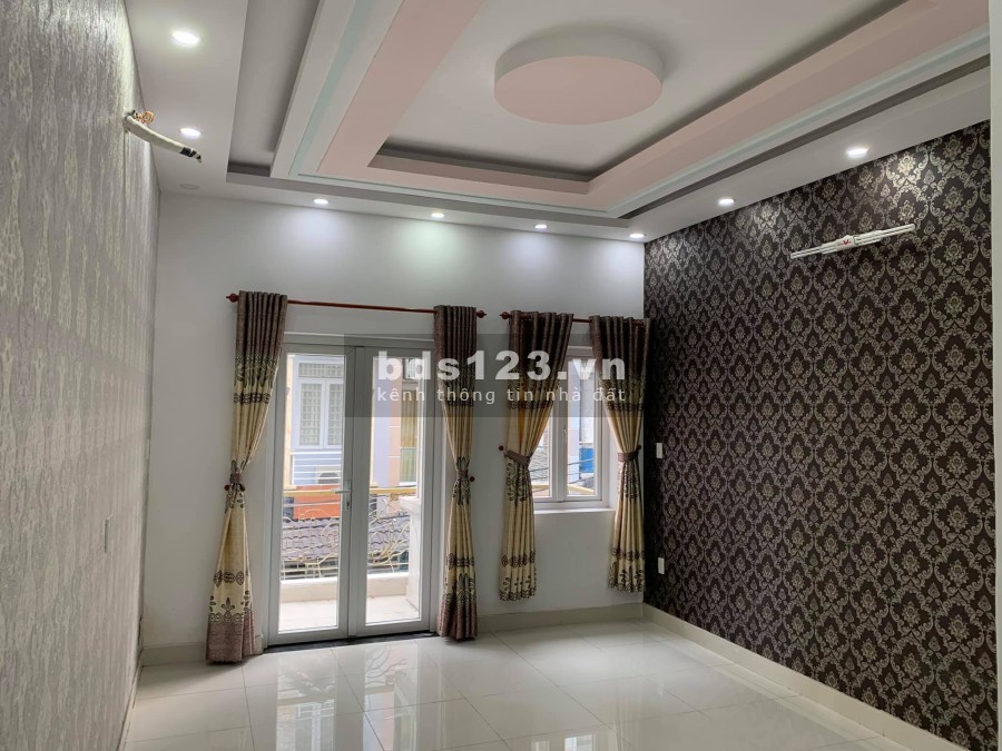 [Bán nhà] Nguyễn Sơn Tân Phú, dt 55m2 (4.2x13m) 3 tầng, hẻm xe hơi, nhà đẹp, sổ hồng