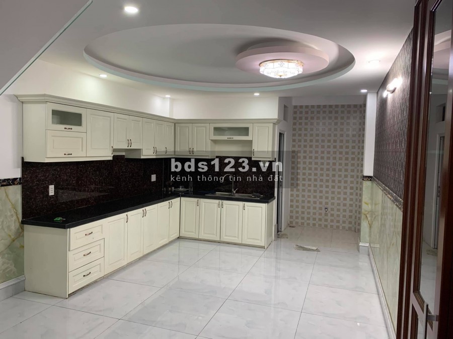 [Bán nhà] Nguyễn Sơn Tân Phú, dt 55m2 (4.2x13m) 3 tầng, hẻm xe hơi, nhà đẹp, sổ hồng