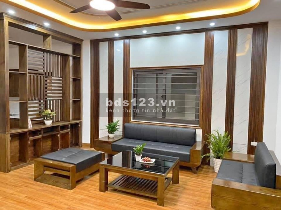 MẶT PHỐ NGUYỄN KHANG-NHÀ CẦU GIẤY-4 TẦNG
