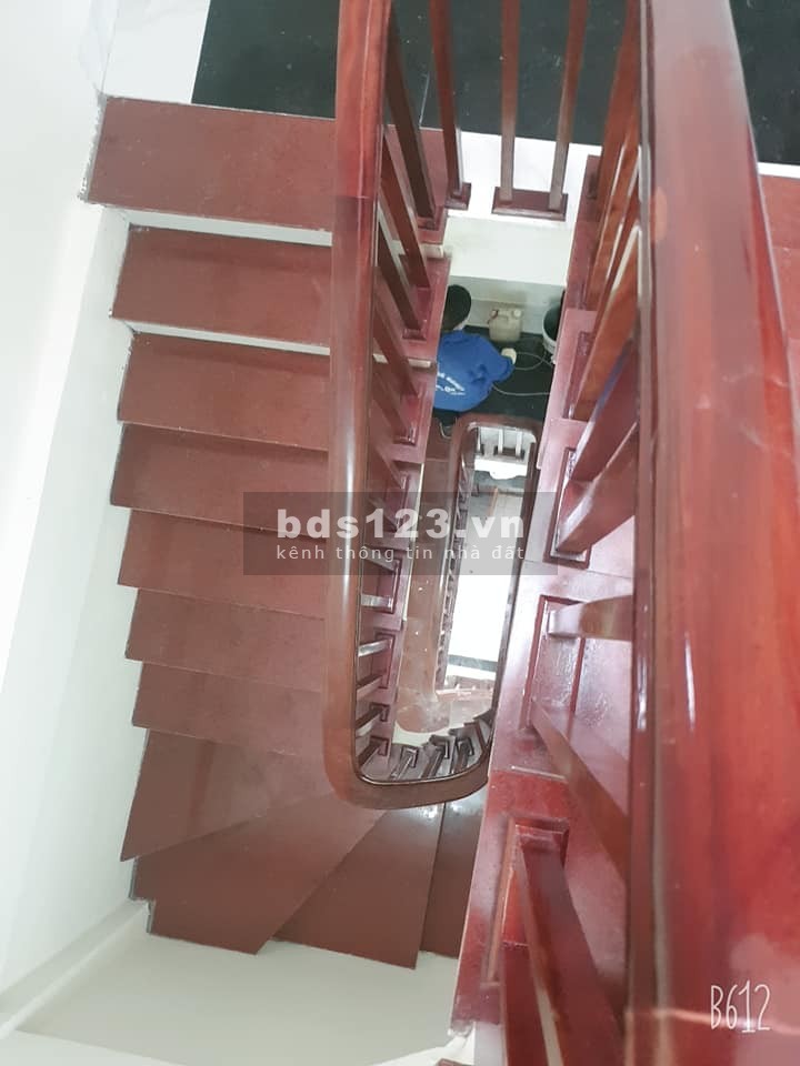 Bán nhà lô góc đẹp trung tâm Văn Quán, ngõ ô tô phi thẳng, sổ nở hậu, lh 0904601503