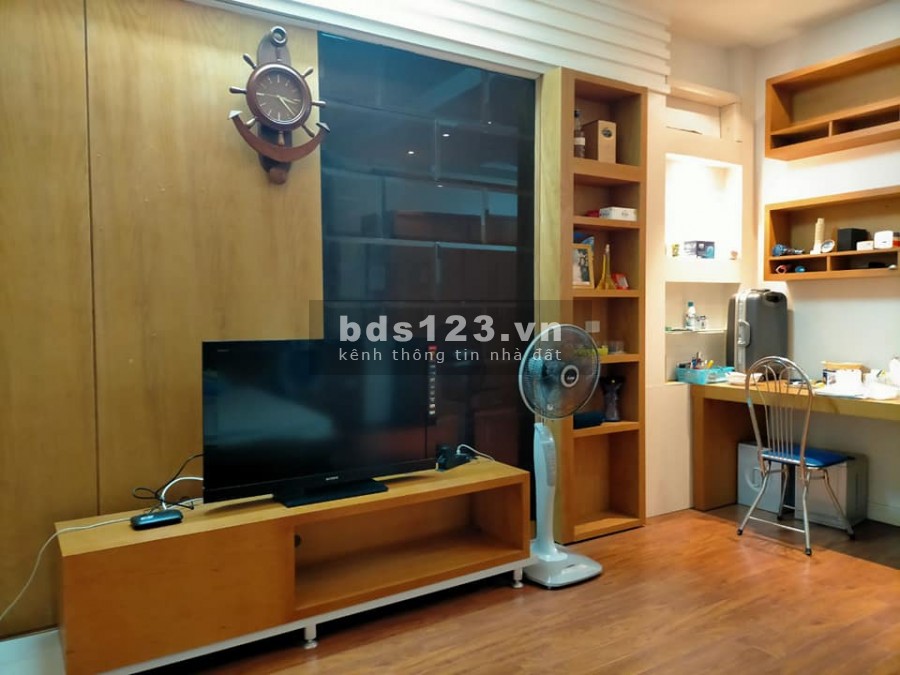 Cầu Giấy nhỉnh 3 tỷ dt 37m2, 3 mặt thoáng ngõ 3 gác ở và cho thuê cực tiện