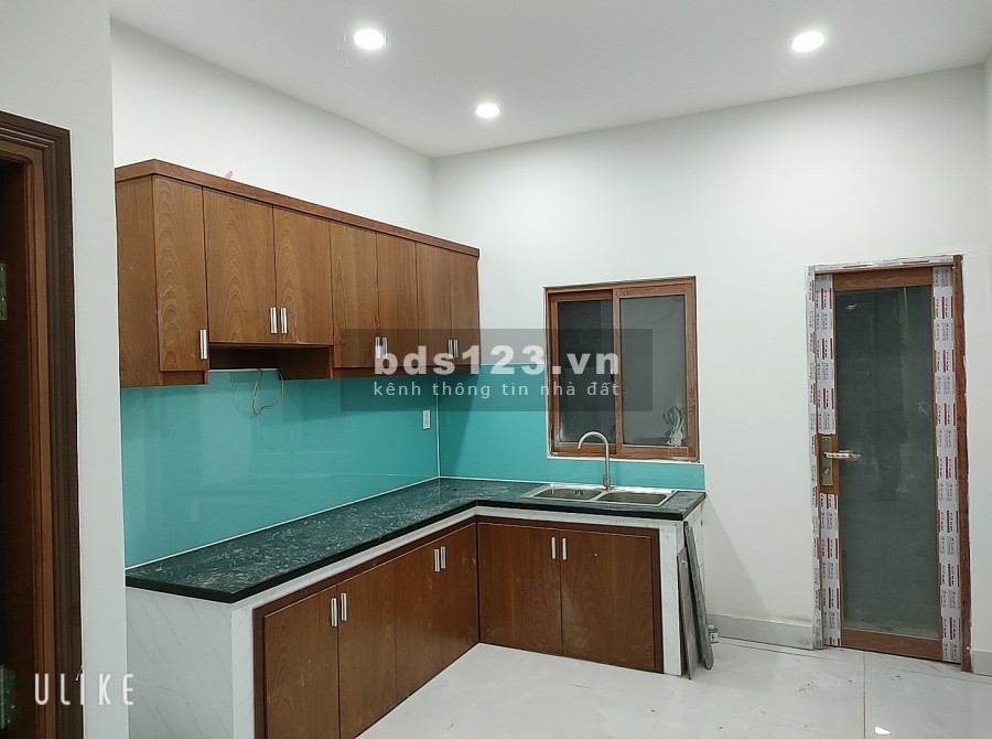 4 tầng mới 100% Huỳnh Văn Bánh Phường 17 Phú Nhuận nở hậu 6.9 tỷ.