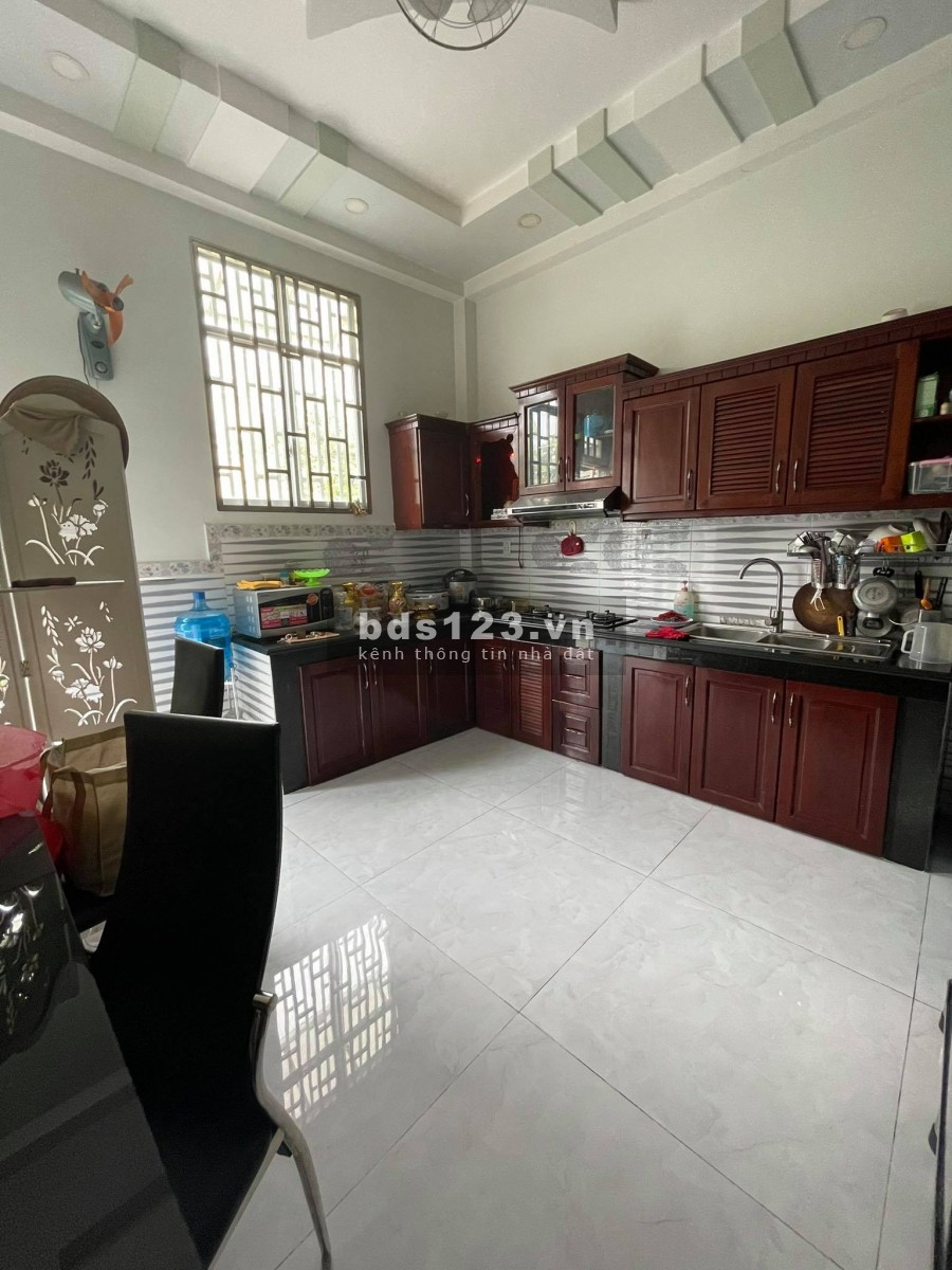 Nhà Cao Lỗ Quận 8 Diện Tích 52m2 Khu Nhà Gìau Hẻm Xe Hơi, khu dân cư