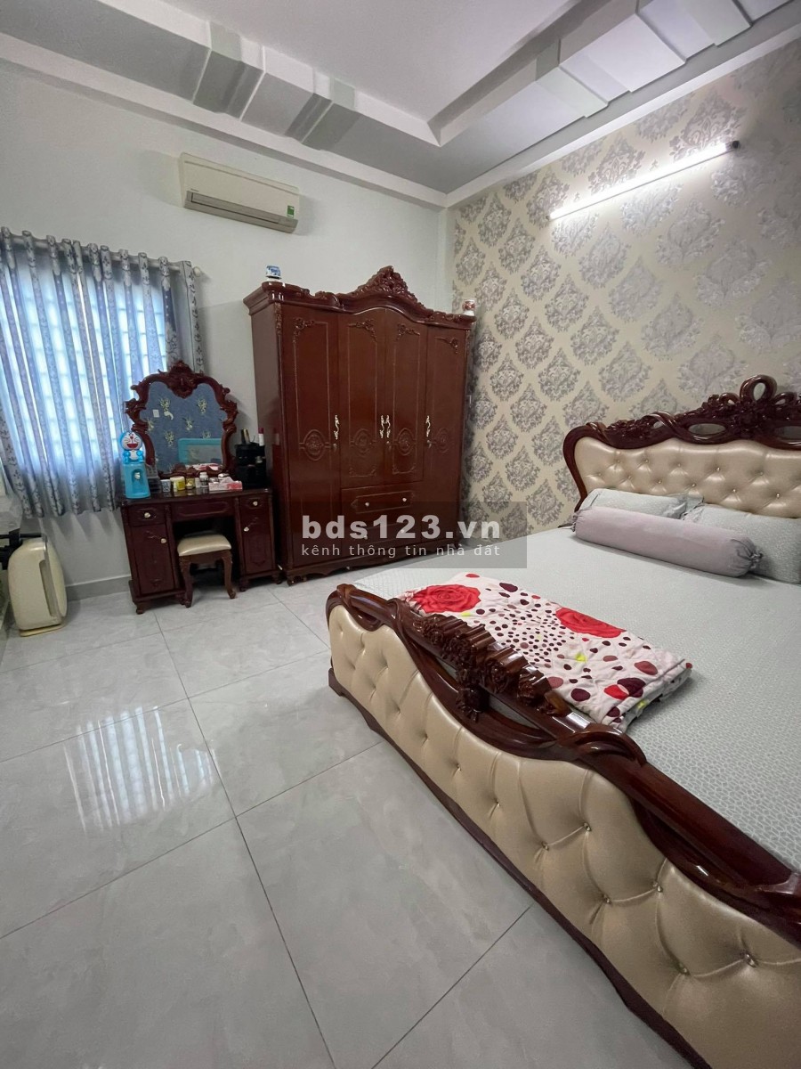 Nhà Cao Lỗ Quận 8 Diện Tích 52m2 Khu Nhà Gìau Hẻm Xe Hơi, khu dân cư