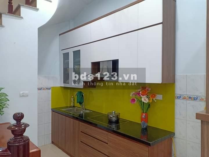 Nhà đẹp Phố Khương Trung, ô tô tránh 20m. gần Ngã Tư Sở, nhỉnh 3 tỷ.