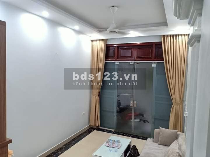 Nhà đẹp Phố Khương Trung, ô tô tránh 20m. gần Ngã Tư Sở, nhỉnh 3 tỷ.