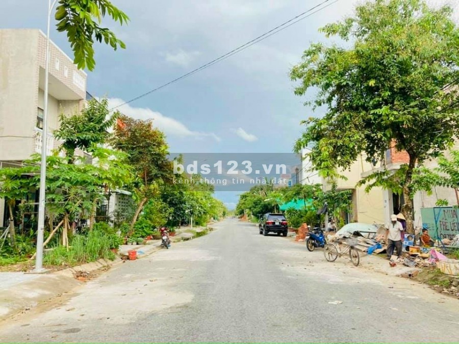 Bán đất nền thổ cư 80m2 trục d14 kdc hồng loan giá 2.5 tỷ kdc đang hot đầu tư sinh lợi cao giá thương lượng thiện chí