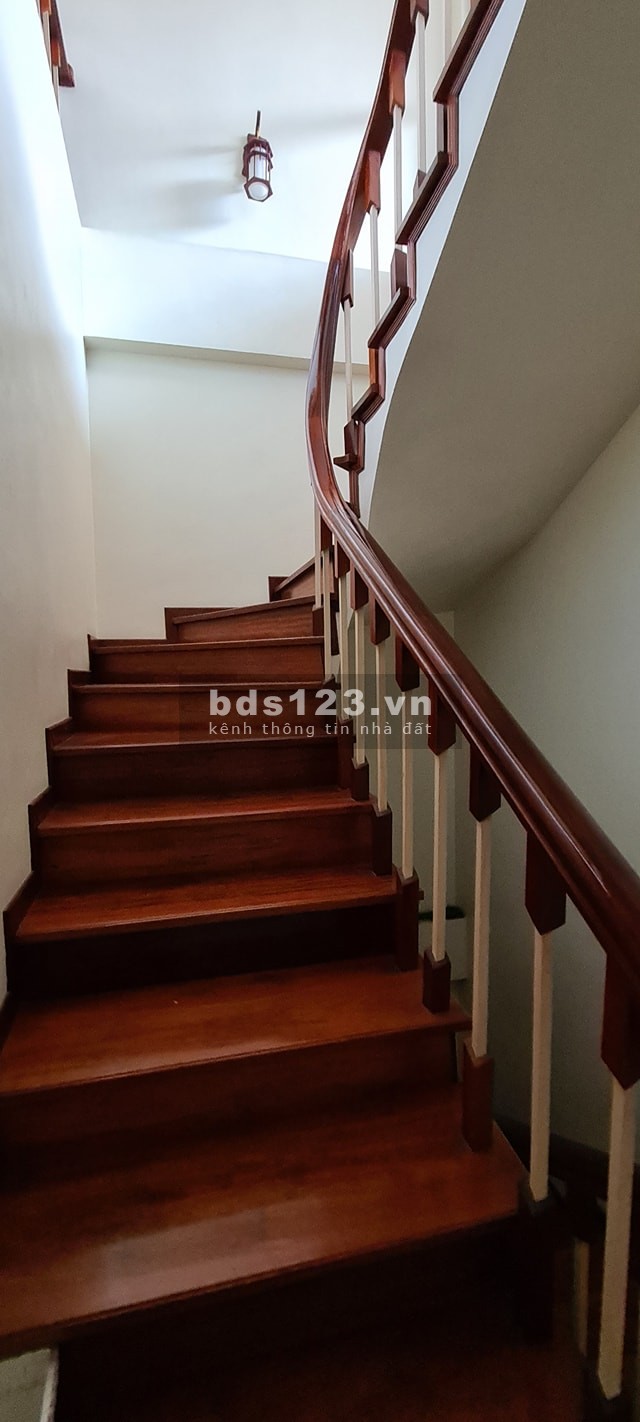 Nhà liền kề Ngô Thì Nhậm – gần Chợ Bông Đỏ, Hà Đông, 5 tầng, ô tô, nhà đẹp, ở luôn chỉ 6 tỷ 3
