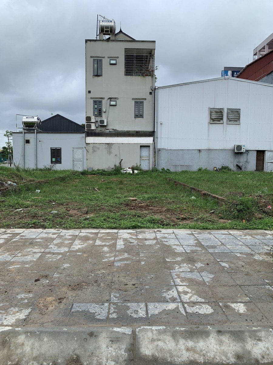 Bán đất biệt thự khu đấu giá Nguyên Khê Đông Anh, Diện tích 250m2, đã xây nhà cấp 4 rồi
