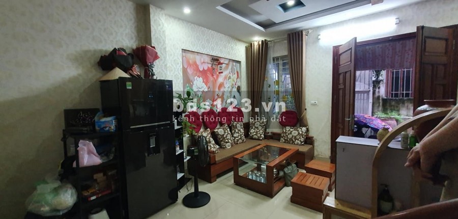 Bán nhà đẹp ở ngay đường Phạm Văn Đồng, Cầu Giấy 52m2, 4.8 tỷ