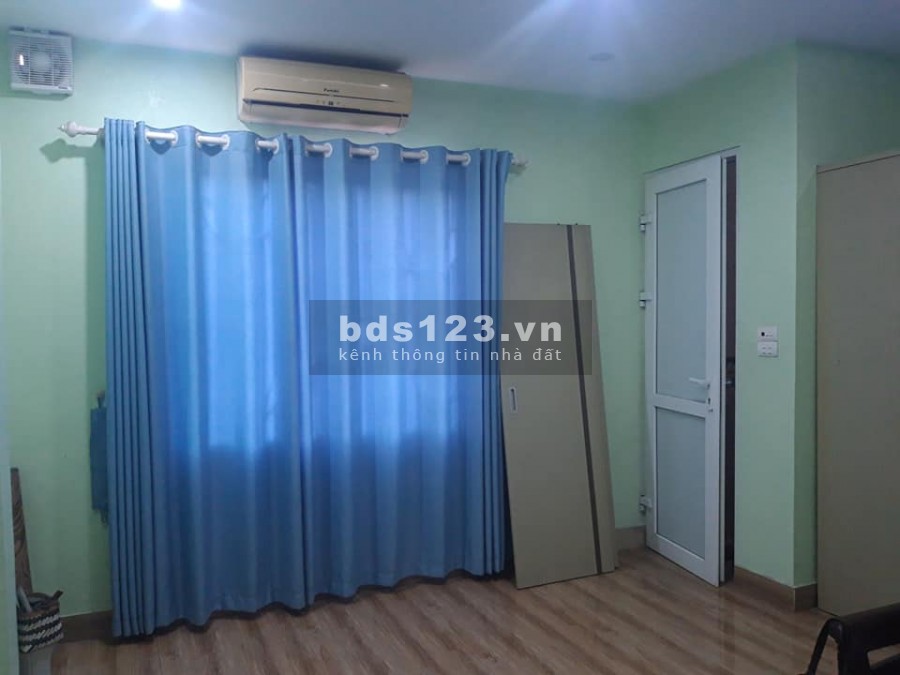 Bán nhà Nguyễn Văn Cừ 40m2 x 5 tầng, 3 mặt thoáng, giá bán chỉ 4 tỷ
