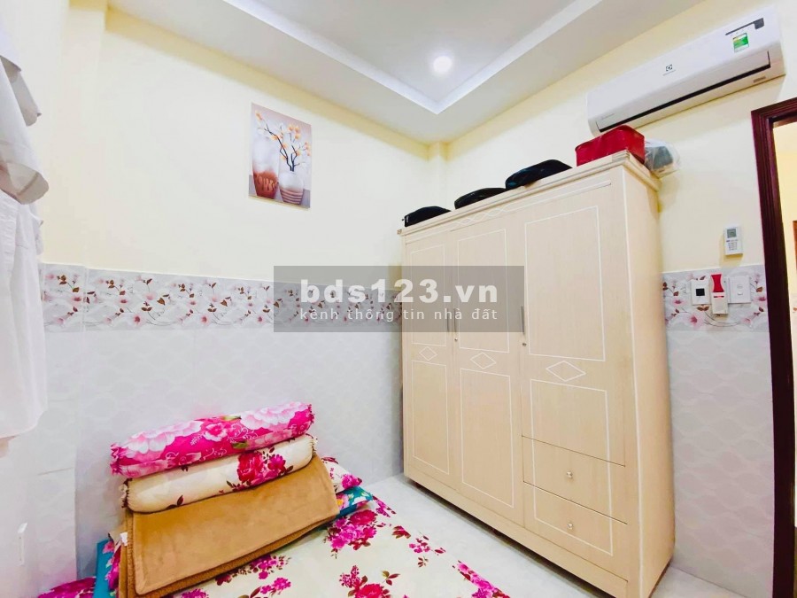 Bán Nhà Thoại Ngọc Hầu-Tân Phú HXH Thông 150m2 3 tầng, giá bán chỉ với 4.1tỷ