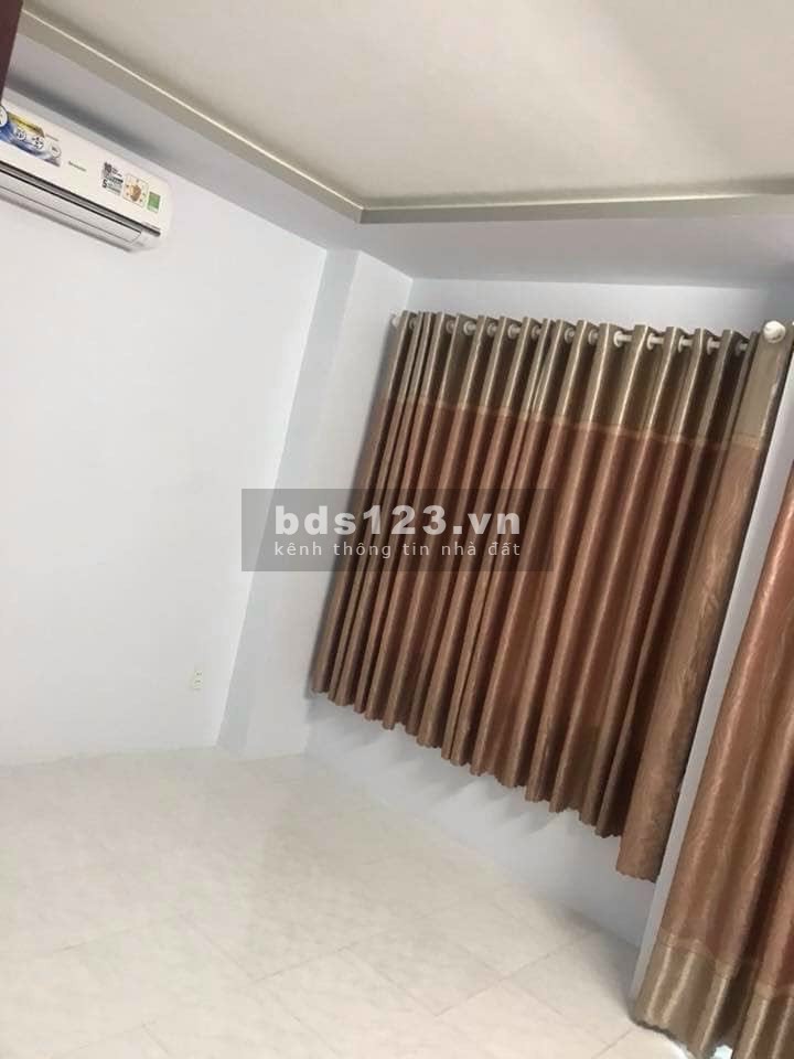 Bán nhà 2 lầu Quận 12, hẻm xe hơi, khu dân cư hiện hữu, yên tĩnh
