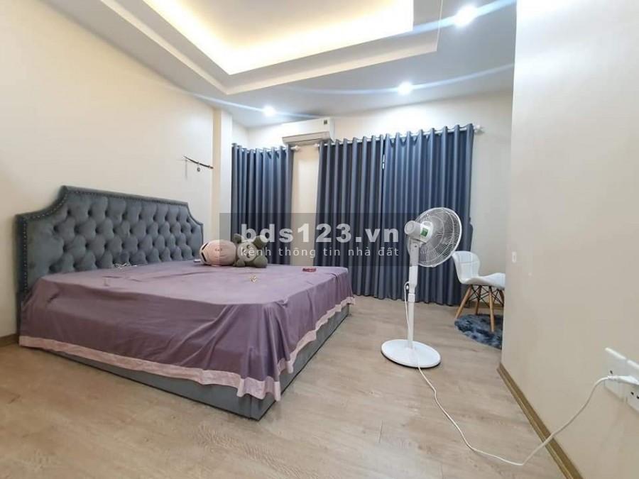 Chủ để hết nội thất Nguyễn Lương Bằng 39m x 4 tầng mặt tiền 4.9m 4.6 tỷ LH 0961736793