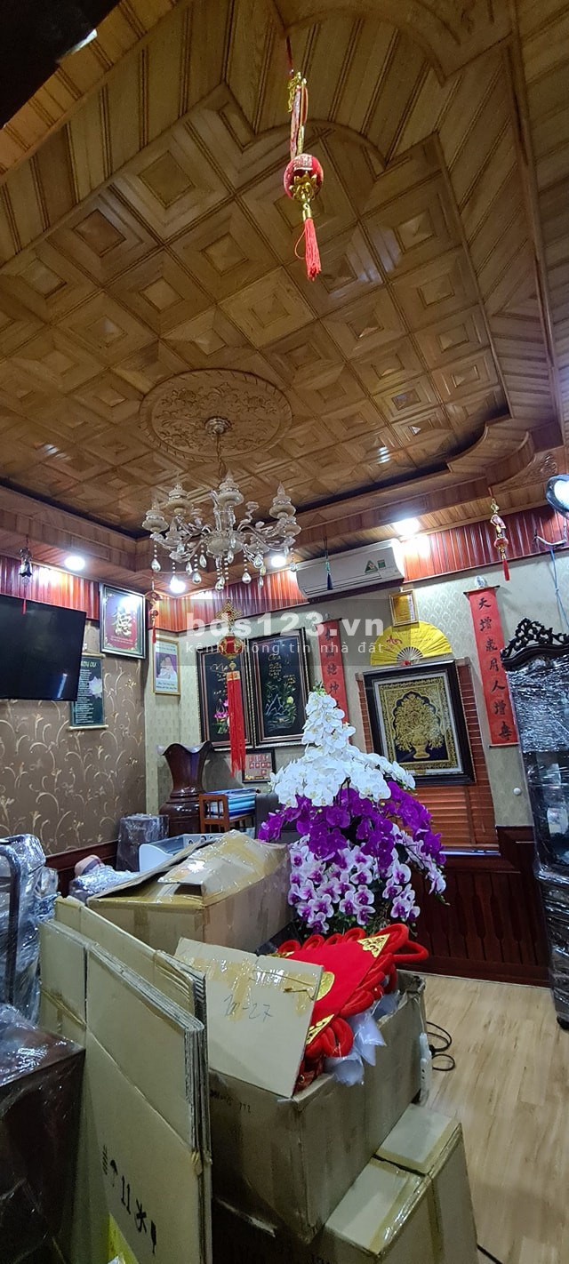 Nhà liền kề Ngô Thì Nhậm – gần Chợ Bông Đỏ, Hà Đông, 5 tầng, ô tô, nhà đẹp, ở luôn chỉ 6 tỷ 3
