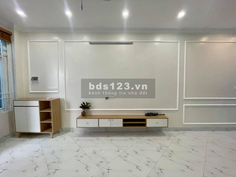 Bốn mặt thoáng nhà rộng full nội thất hiện địa, giá bán 5.85 tỷ
