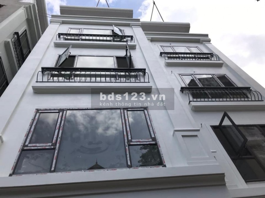 Phú Thượng Tây Hồ lộng gió, ô tô vào nhà giá nhỉnh 6 tỷ, an sinh đỉnh
