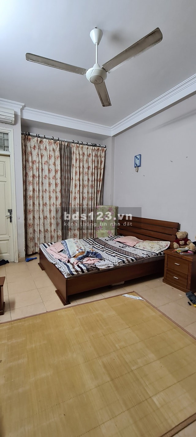 Bán nhà Quang Trung Hà Đông, ô tô đỗ cửa, ngõ thông, dt 50m2, 4 tầng, chỉ 5.4 tỷ