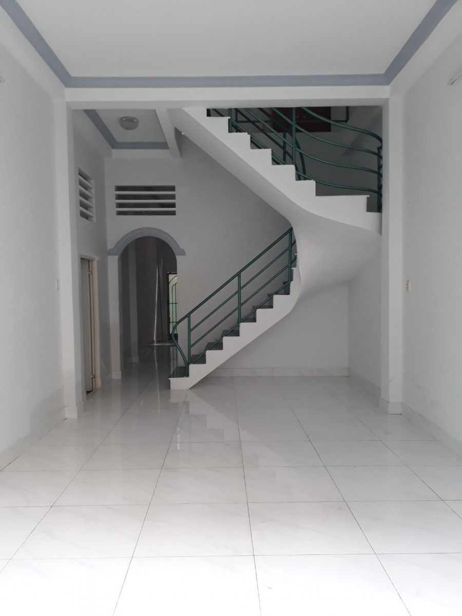Bán nhà Nơ Trang Long, Phường 12. 57m2, 4tỷ9, vào ở ngay.