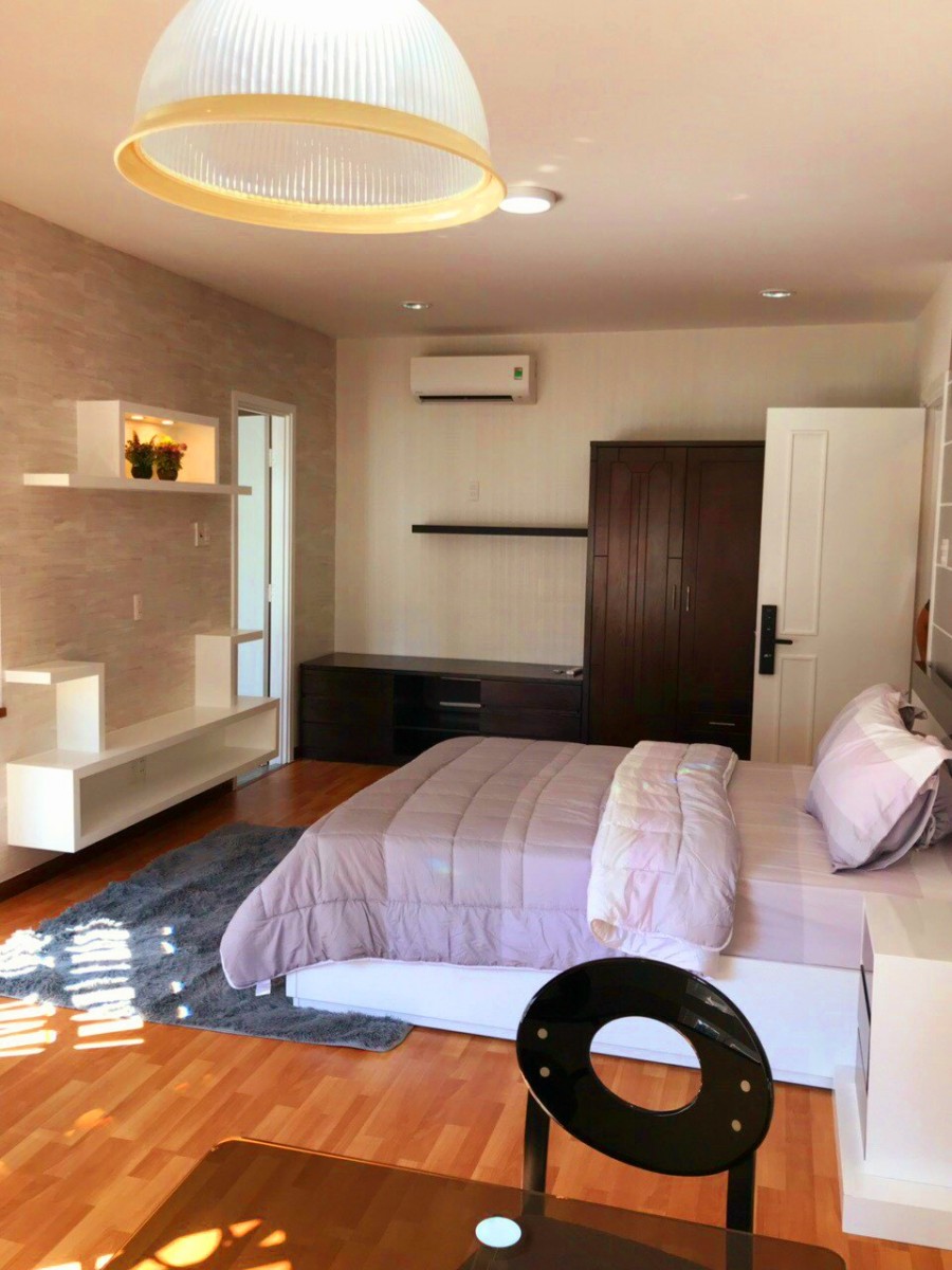 Bán nhà 3 Mặt tiền Trương Quốc Dung giáp Nguyễn Văn Trỗi