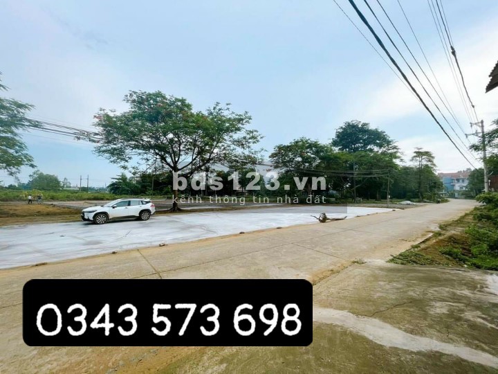 Cần bán gấp lô đất 100m2 TĐC Linh Sơn, Hòa Lạc đường trước nhà 12m, có vỉa hè 2 bên.