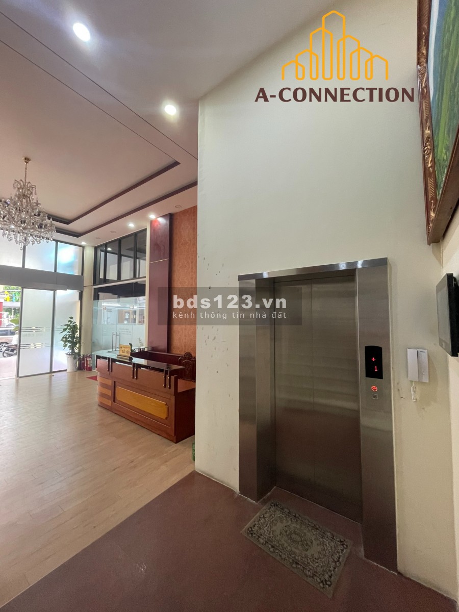Văn phòng cho thuê tại trung tâm Quận 10, thang máy tốc độ cao, lhcc