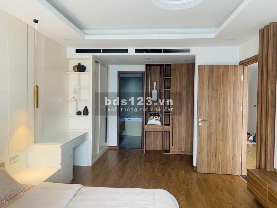 Cắt lỗ căn 2pn dt 80,36m2 ban công ĐN, tầng trung, full nội thất dự án The Park Home, trung tâm Cầu Giấy, nhận nhà T7/2021