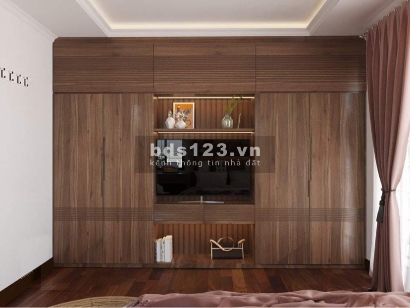 Hàng hiếm nhà Bồ Đề, Long Biên, diện tích 33m2, 5 tầng, mt 4m, nhỉnh 3 tỷ, lhcc
