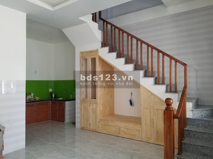 Nhà Hẻm xe hơi 4m đường Nguyễn Văn Đậu, Quận Bình Thạnh, 3 tầng, nở hậu