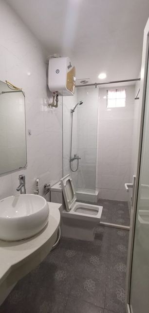 Bán nhà đẹp, ô tô, Nguyễn Viết Xuân, 4 tầng, DT 35m2, mt 3.7m2, giá bán 3.8 tỷ
