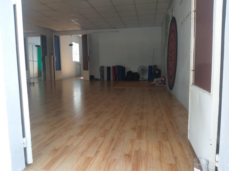 Nhà hẻm ô tô khu kinh doanh đa ngành diện tích thực tế hơn 80m2, kinh doanh