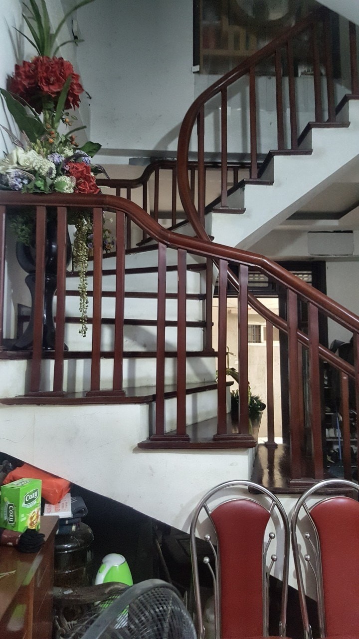 Bán nhà Yên Hòa, Cầu Giấy, 40m2, 5T, mặt tiền 4m, giá chỉ 4.3 Tỷ