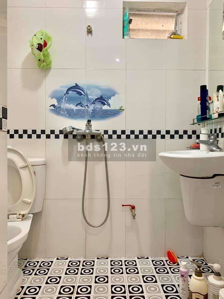 Bán nhà Đông Thiên, khu dân trí cao, diện tích 35m2, giá bán 2,3 tỷ