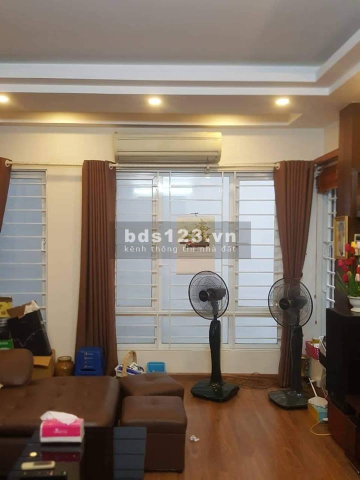 Nhà đẹp phố Nguyễn Lương Bằng dt 50m2 mt 6m giá bán 4.36 tỷ ở ngay