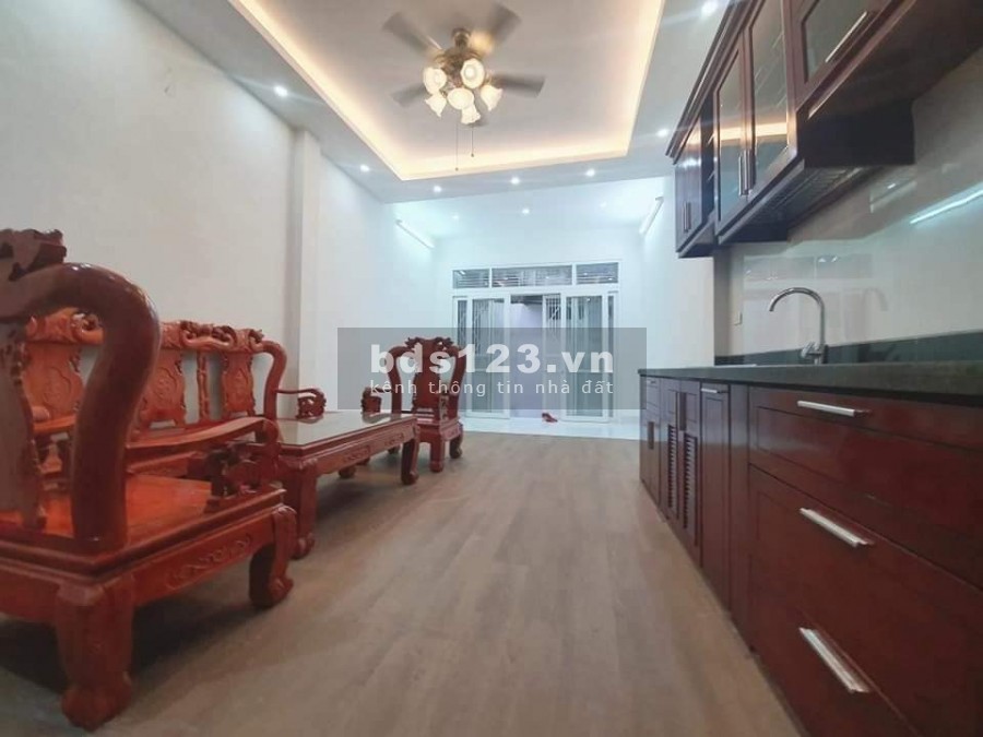 Cực hiếm nhà Khương Trung, dt 40m2, ngõ thông, gần đường ô tô giá 3.4 tỷ