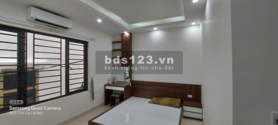 Cần bán nhà Vạn Phúc Hà Đông, dt 40m2x4 tầng, nhà xây cực đẹp, cách đg ô tô 20m. Lh 0984672007