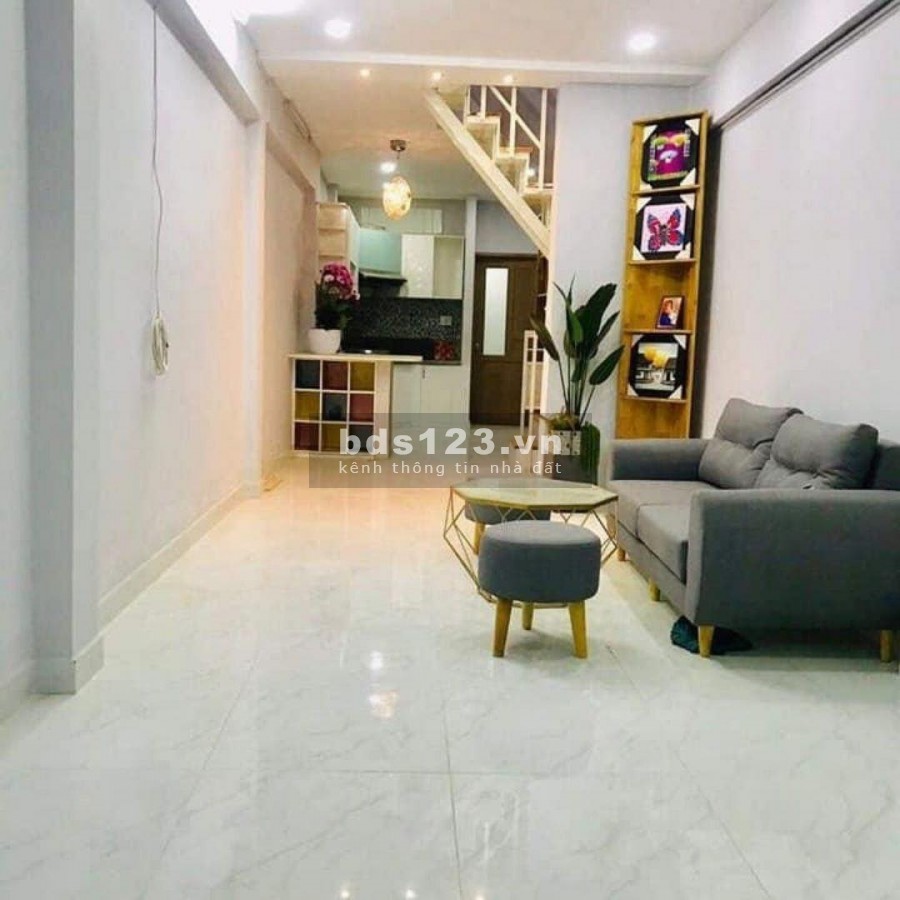 Khu vực an ninh, nội thất cực xinh giá chỉ 5.5 tỷ, 2 tầng có ngay nhà hẻm xe hơi Bình Thạnh
