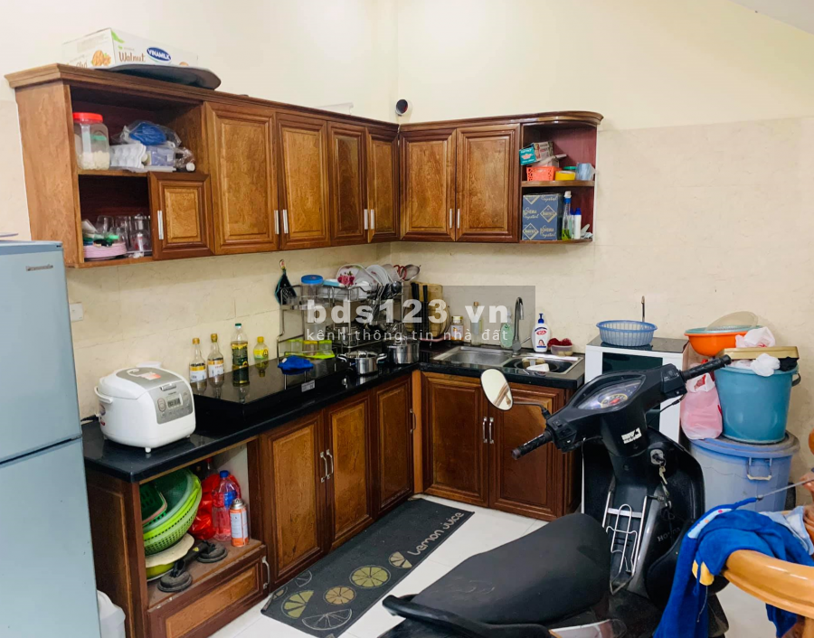 Bán Nhà Cổ Nhuế, Từ Liêm Ôtô đỗ, 39m2, 5t, 2.8 tỷ. LH: 094.111.1357.