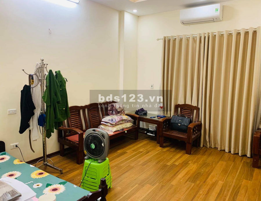 Bán Nhà Cổ Nhuế, Từ Liêm Ôtô đỗ, 39m2, 5t, 2.8 tỷ. LH: 094.111.1357.