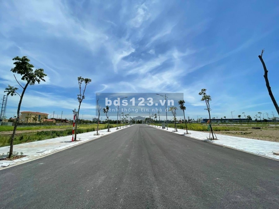 Bán đất nền đối diện Khu công nghiệp Tiền Hải- Thái Bình, giá 21 triệu/m2