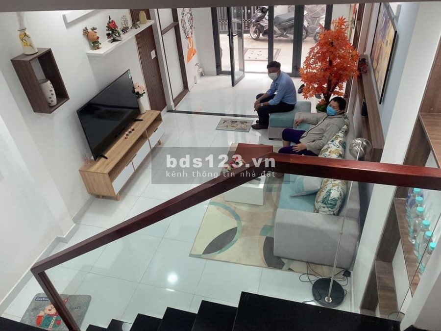 Hẻm xe hơi thông, Nguyễn Đình Chiểu Phú Nhuận, 30m2 chỉ 6 tỷ 100