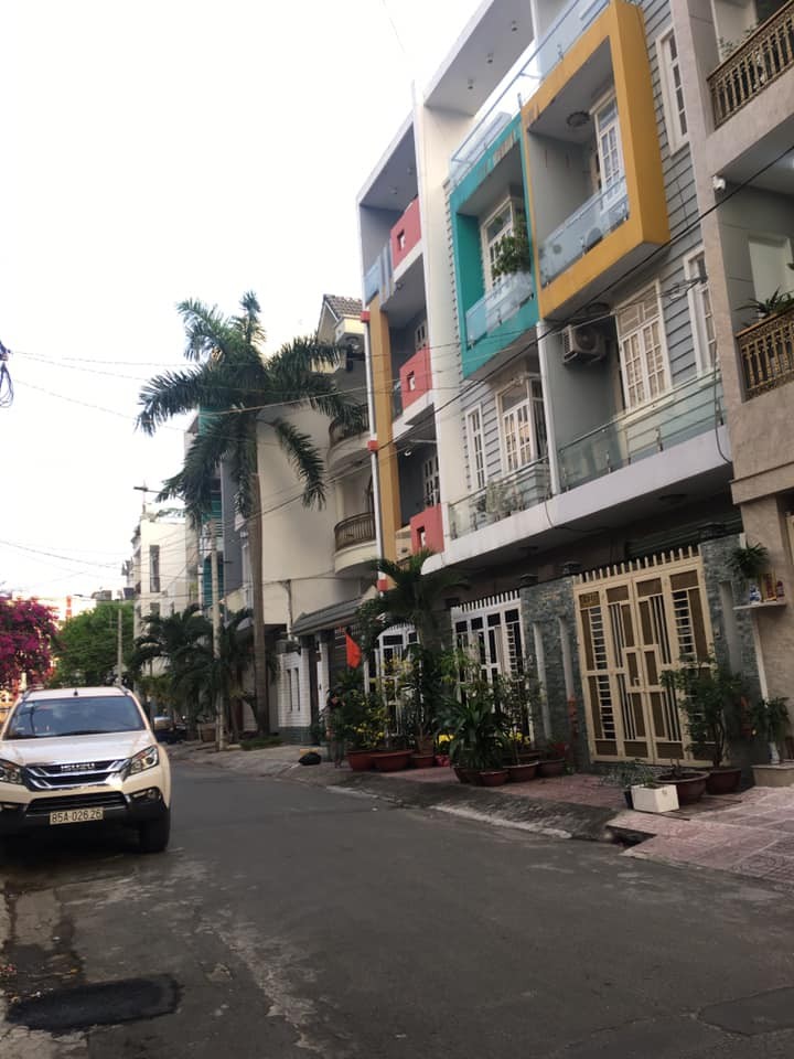 Nhà rẻ mùa EURO hẻm xe hơi Nguyễn Văn Vịnh 5 tầng, diện tích 7x17 giá bán 17,6 tỷ