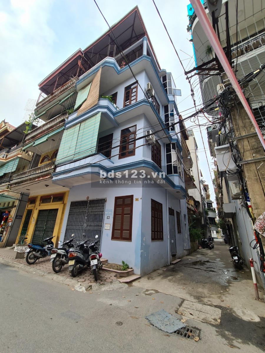 Cho thuê nhà nguyên căn Phố Đặng Thùy Trâm: DT40mx4T, MT4.6m, lô góc, giá 16tr