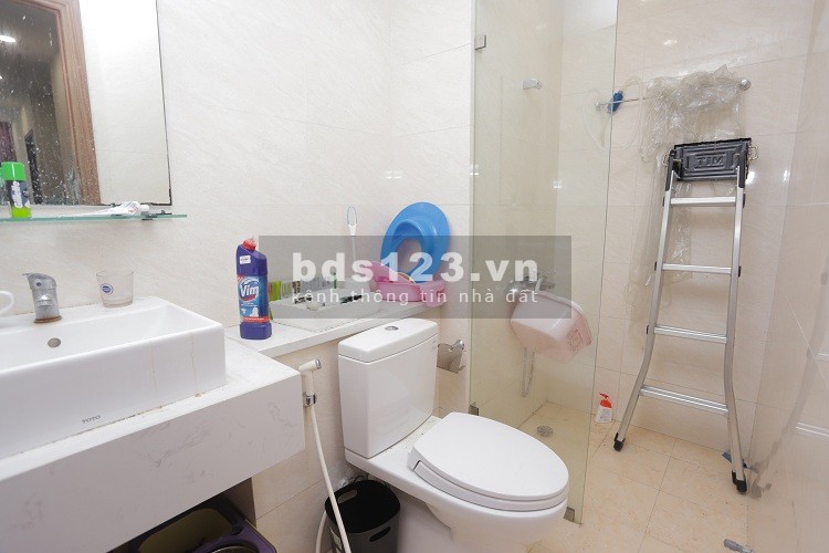 Chính chủ bán nhanh căn 67m2 giá 2.050 tỷ bao phí tại Eco Green City, 2PN-2VS, lh 0343.951.063