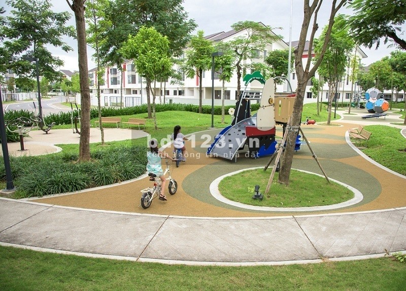 Chính chủ bán biệt thự song lập Gamuda, dt đất 190m2, sổ đỏ chính chủ, Lh 0933294888