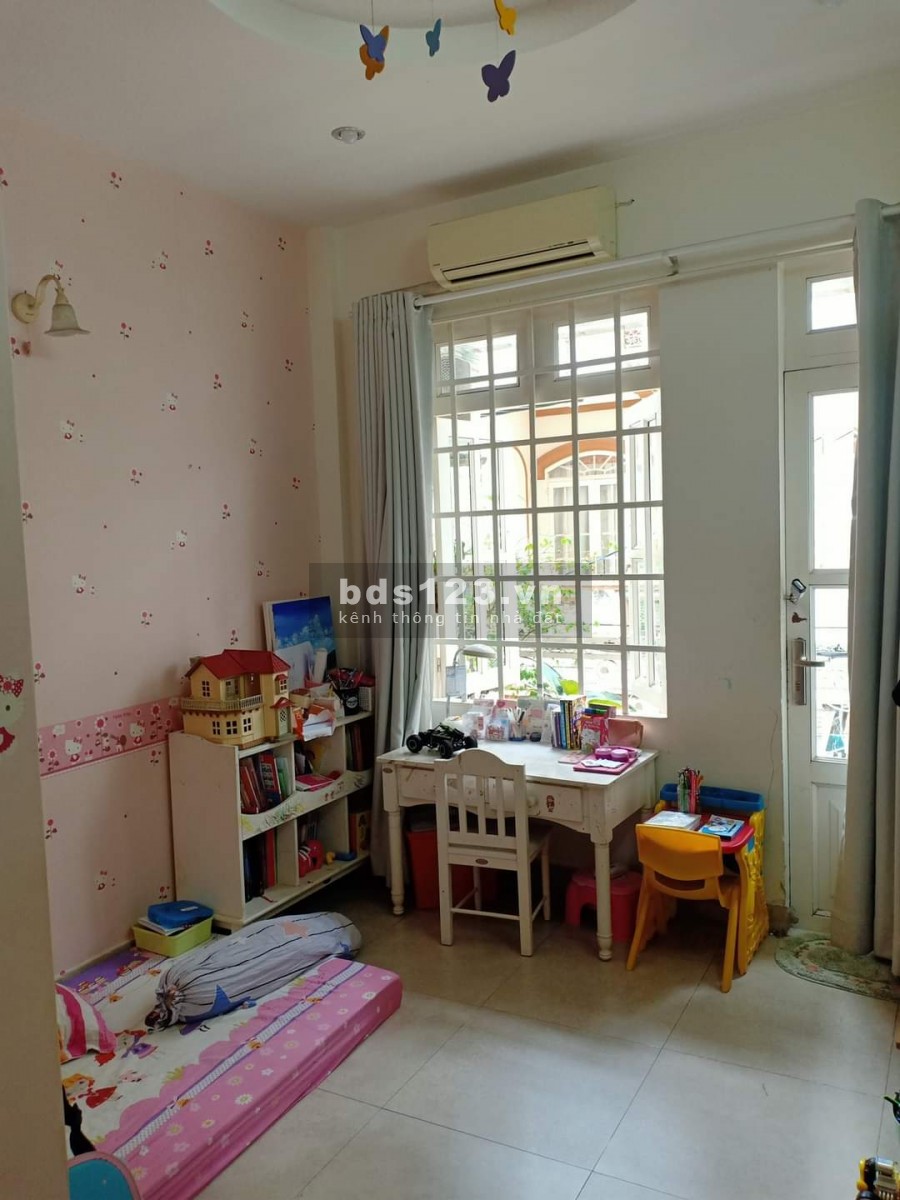 Bán Nhà Đẹp Gần Mặt Tiền Đường 3/2, P14, Q10, Giá rẻ, 38m2 chỉ 5.19 tỷ 0982245779