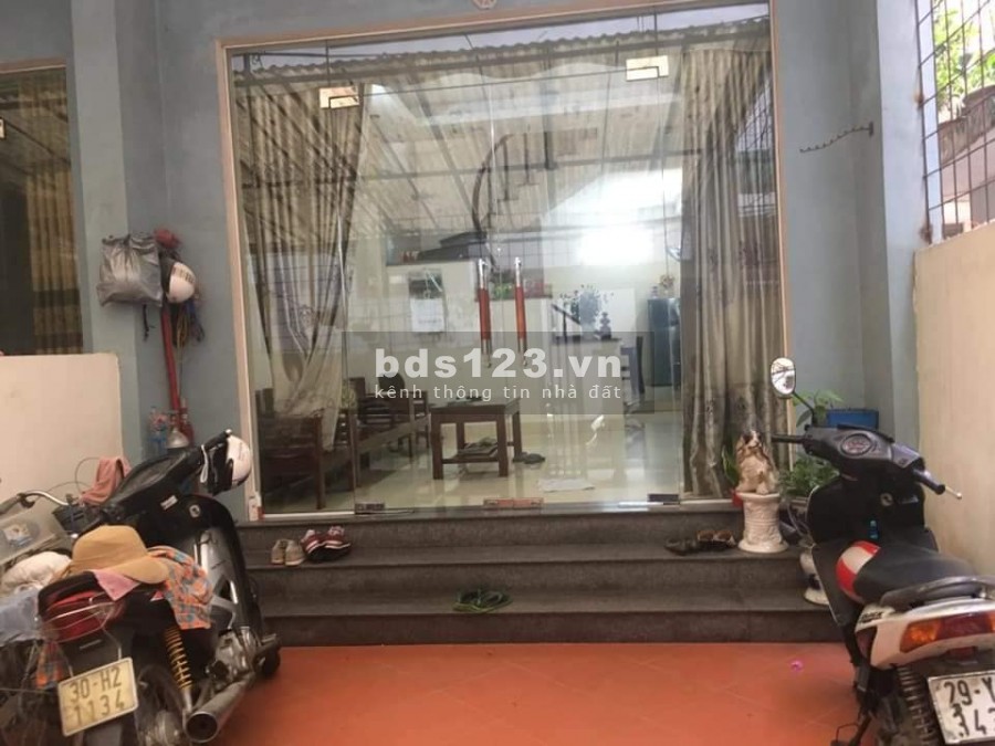 Đống Đa Nguyễn Lương Bằng dt 67m2 30 ra ô tô tránh, nhà đẹp ở luôn, giá 6 tỷ