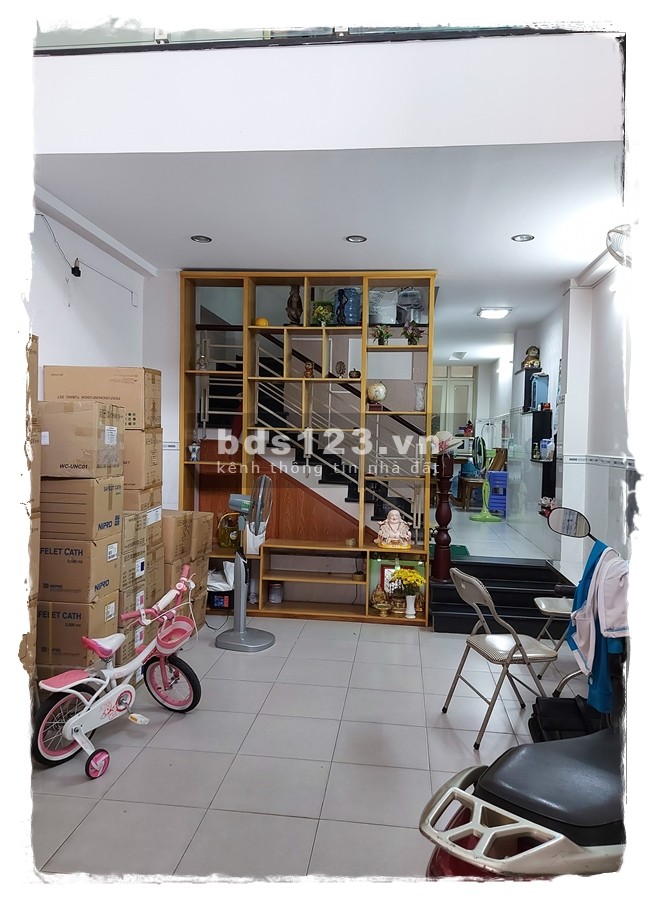 Bán nhà rộng thông số cực chuẩn Nơ Trang Long diện tích 5x14 giá 4.9 tỷ