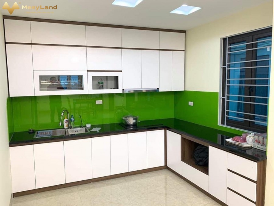 Bán Nhà Nguyễn Ngọc Vũ, Cầu Giấy, 60m2x5T, 7.5 Tỷ, KD-Vị Trí Đỉnh.